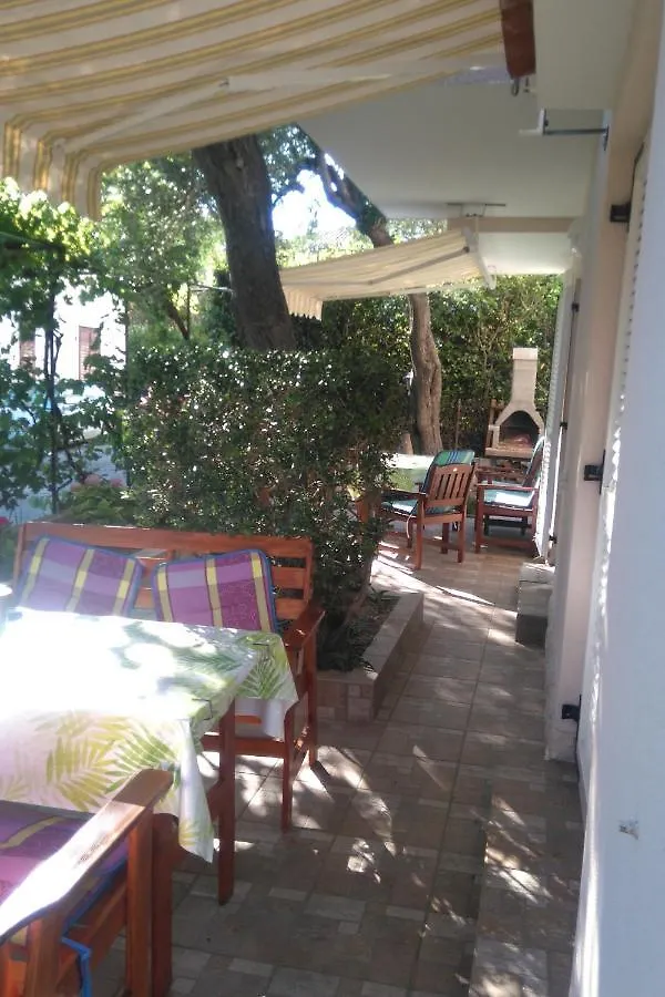 Apartments With A Parking Space Banjol, Rab - 4956