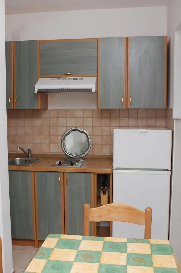 Apartments With A Parking Space Banjol, Rab - 4956 Croatie